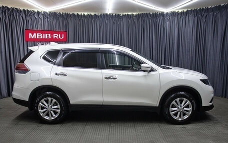 Nissan X-Trail, 2018 год, 1 998 000 рублей, 4 фотография