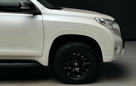 Toyota Land Cruiser Prado 150 рестайлинг 2, 2016 год, 4 000 000 рублей, 7 фотография