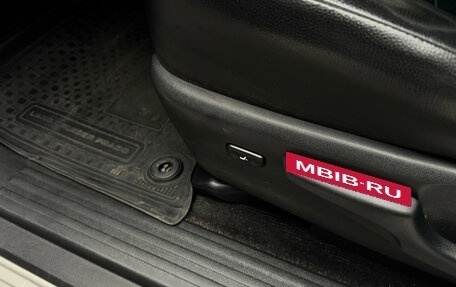 Toyota Land Cruiser Prado 150 рестайлинг 2, 2016 год, 4 000 000 рублей, 17 фотография