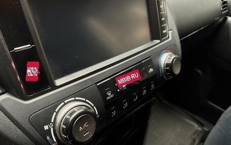 Toyota Land Cruiser Prado 150 рестайлинг 2, 2016 год, 4 000 000 рублей, 19 фотография