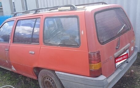 Opel Kadett E рестайлинг, 1989 год, 45 000 рублей, 2 фотография