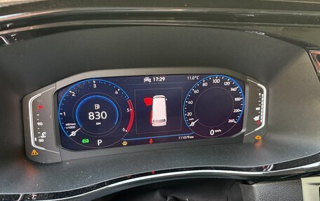 Volkswagen Multivan T6 рестайлинг, 2020 год, 5 950 000 рублей, 2 фотография