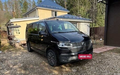 Volkswagen Multivan T6 рестайлинг, 2020 год, 5 950 000 рублей, 5 фотография