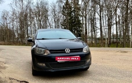 Volkswagen Polo VI (EU Market), 2011 год, 700 000 рублей, 3 фотография