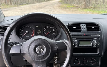 Volkswagen Polo VI (EU Market), 2011 год, 700 000 рублей, 7 фотография