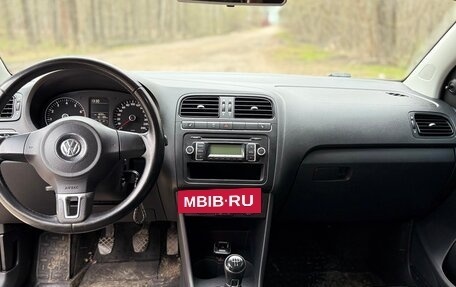 Volkswagen Polo VI (EU Market), 2011 год, 700 000 рублей, 6 фотография