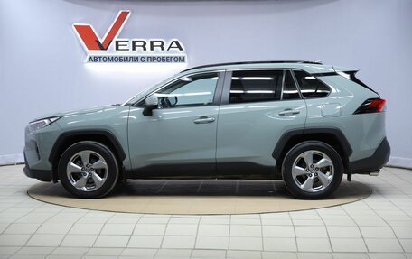 Toyota RAV4, 2020 год, 3 650 000 рублей, 8 фотография