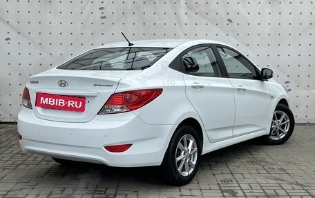 Hyundai Solaris II рестайлинг, 2013 год, 850 000 рублей, 4 фотография