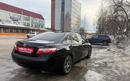 Toyota Camry, 2010 год, 1 400 000 рублей, 4 фотография