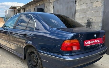 BMW 5 серия, 1998 год, 270 000 рублей, 3 фотография