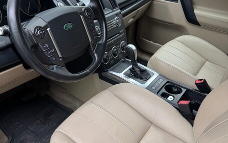 Land Rover Freelander II рестайлинг 2, 2014 год, 1 800 000 рублей, 2 фотография