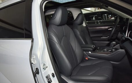 Toyota Highlander, 2026 год, 5 190 002 рублей, 28 фотография