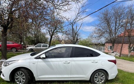 Hyundai Solaris II рестайлинг, 2020 год, 1 150 000 рублей, 3 фотография