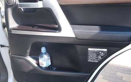 Toyota Land Cruiser 200, 2020 год, 10 790 000 рублей, 19 фотография