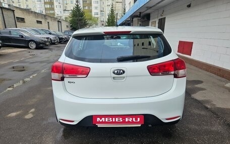 KIA Rio III рестайлинг, 2015 год, 979 000 рублей, 2 фотография