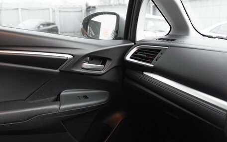 Honda Fit III, 2013 год, 900 000 рублей, 7 фотография