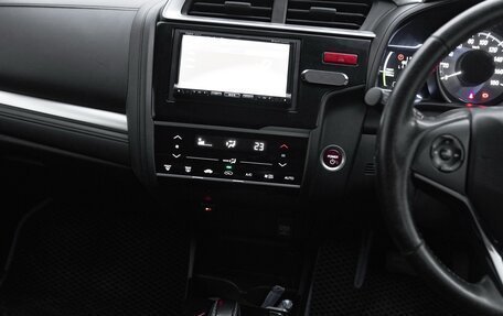 Honda Fit III, 2013 год, 900 000 рублей, 9 фотография