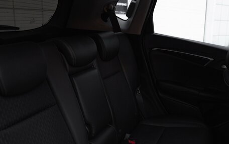 Honda Fit III, 2013 год, 900 000 рублей, 11 фотография