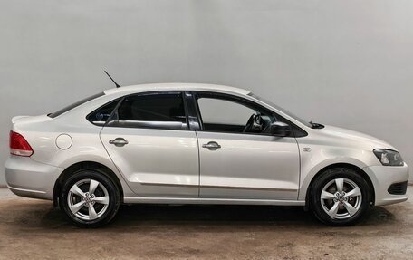 Volkswagen Polo VI (EU Market), 2011 год, 693 000 рублей, 4 фотография