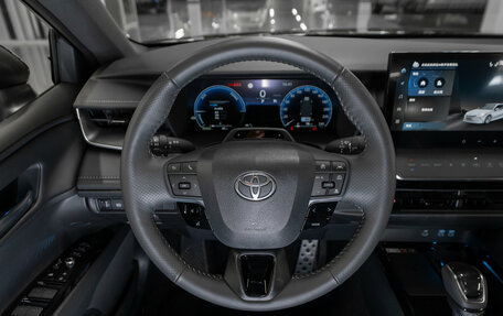 Toyota Camry, 2025 год, 4 250 000 рублей, 11 фотография