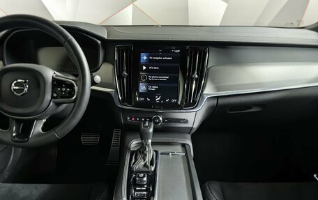 Volvo S90 II рестайлинг, 2021 год, 4 680 000 рублей, 15 фотография