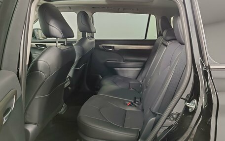 Toyota Highlander, 2025 год, 6 150 000 рублей, 11 фотография