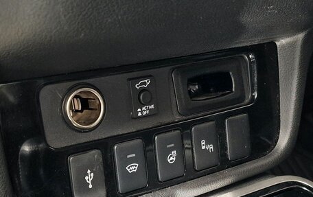 Mitsubishi Outlander III рестайлинг 3, 2019 год, 2 920 000 рублей, 28 фотография