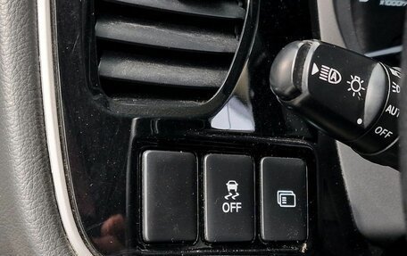 Mitsubishi Outlander III рестайлинг 3, 2019 год, 2 920 000 рублей, 29 фотография