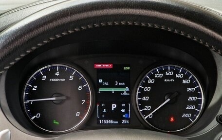 Mitsubishi Outlander III рестайлинг 3, 2019 год, 2 920 000 рублей, 14 фотография