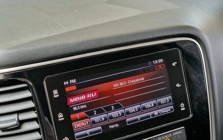 Mitsubishi Outlander III рестайлинг 3, 2019 год, 2 920 000 рублей, 35 фотография