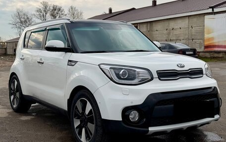 KIA Soul II рестайлинг, 2018 год, 1 750 000 рублей, 3 фотография