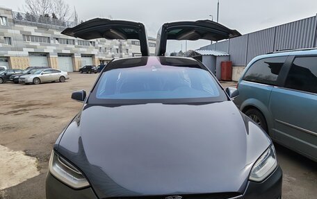Tesla Model X I, 2016 год, 3 100 000 рублей, 1 фотография