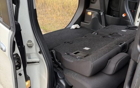 Toyota Roomy I, 2019 год, 1 250 000 рублей, 18 фотография