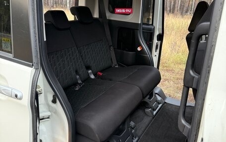 Toyota Roomy I, 2019 год, 1 250 000 рублей, 15 фотография