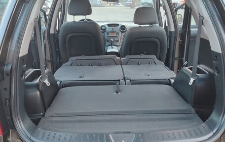 KIA Carens III (RP), 2011 год, 1 099 000 рублей, 26 фотография