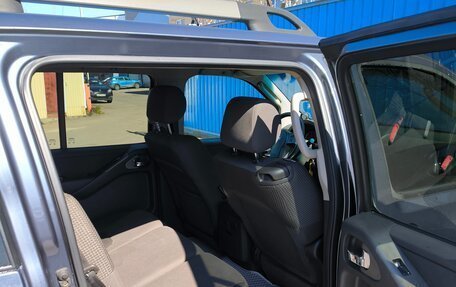 Nissan Pathfinder, 2008 год, 975 000 рублей, 11 фотография