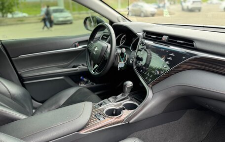 Toyota Camry, 2020 год, 2 650 000 рублей, 15 фотография