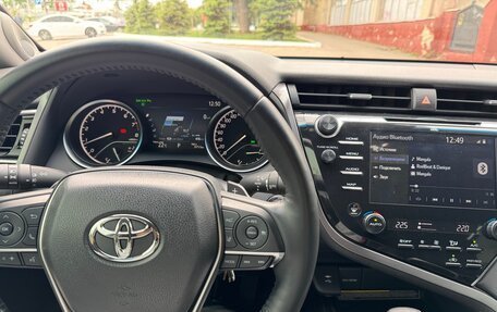 Toyota Camry, 2020 год, 2 650 000 рублей, 19 фотография