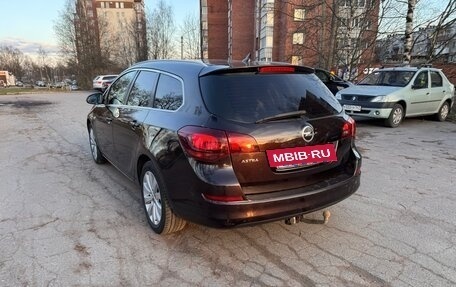 Opel Astra J, 2012 год, 600 000 рублей, 6 фотография