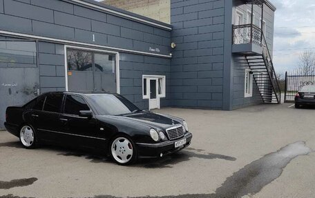 Mercedes-Benz E-Класс AMG, 1997 год, 1 180 000 рублей, 3 фотография