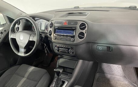 Volkswagen Tiguan I, 2010 год, 730 000 рублей, 20 фотография