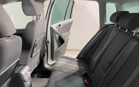 Volkswagen Tiguan I, 2010 год, 730 000 рублей, 21 фотография