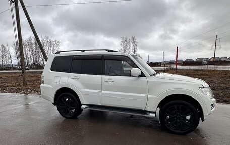 Mitsubishi Pajero IV, 2015 год, 2 790 000 рублей, 7 фотография