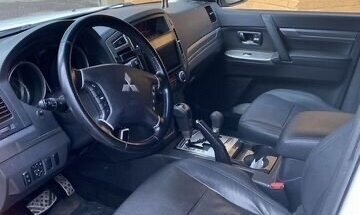 Mitsubishi Pajero IV, 2015 год, 2 790 000 рублей, 11 фотография