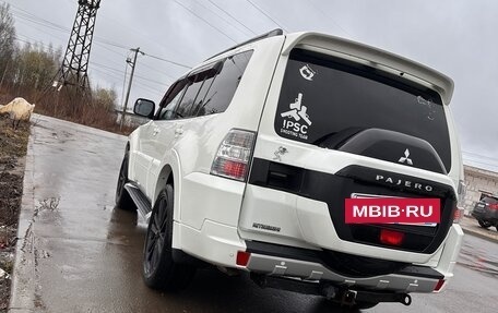 Mitsubishi Pajero IV, 2015 год, 2 790 000 рублей, 15 фотография