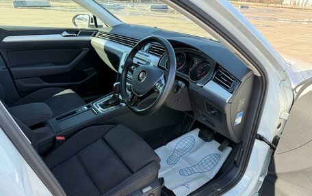 Volkswagen Passat B8 рестайлинг, 2015 год, 1 520 000 рублей, 7 фотография