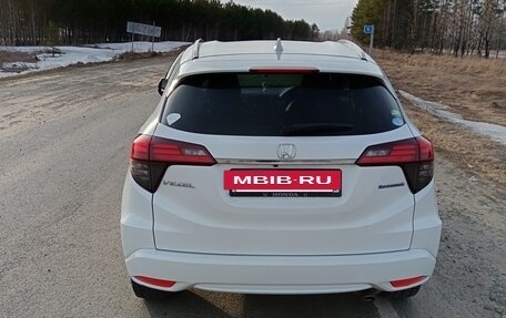 Honda Vezel, 2019 год, 1 800 000 рублей, 6 фотография