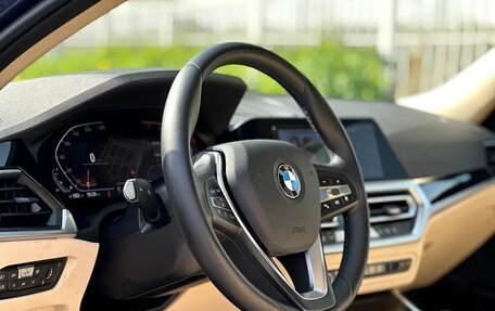 BMW 3 серия, 2022 год, 3 350 000 рублей, 10 фотография