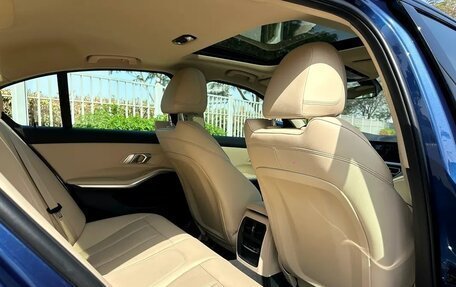 BMW 3 серия, 2022 год, 3 350 000 рублей, 16 фотография