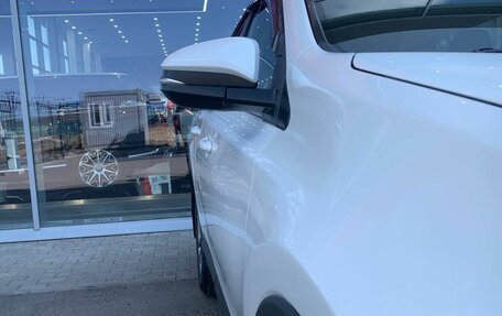 Toyota RAV4, 2016 год, 2 390 000 рублей, 2 фотография